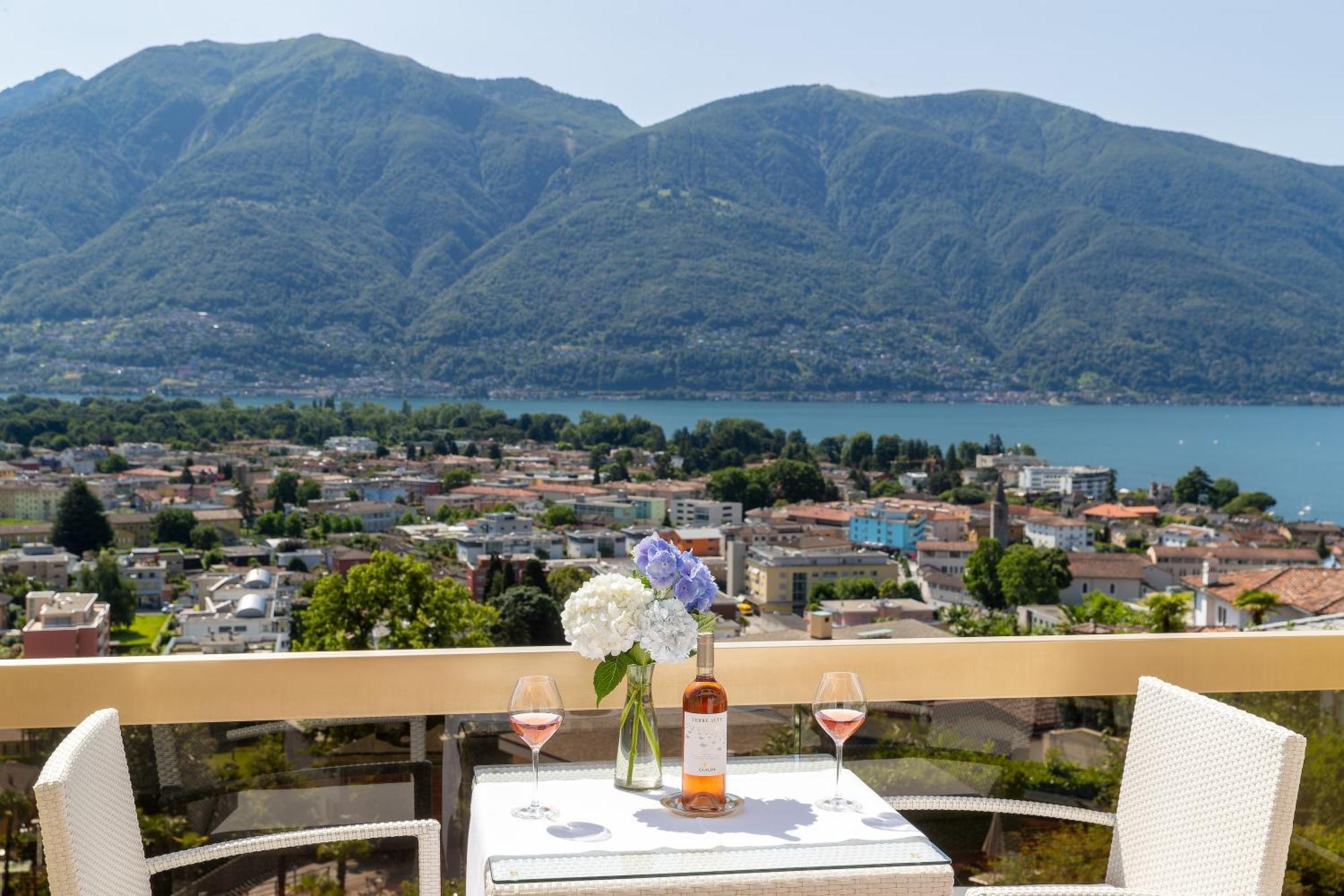 Hotel Ascona Bagian luar foto
