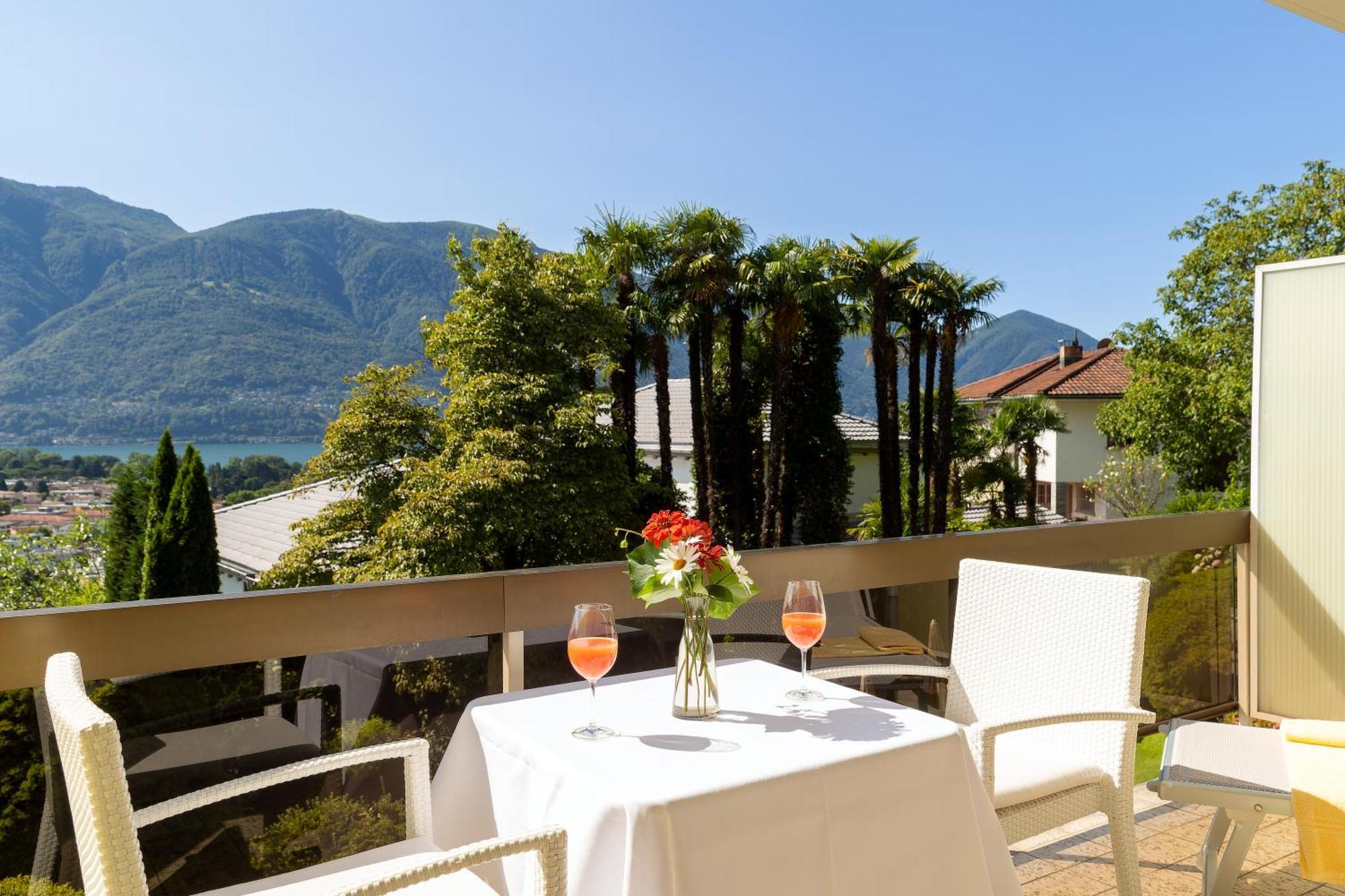 Hotel Ascona Bagian luar foto