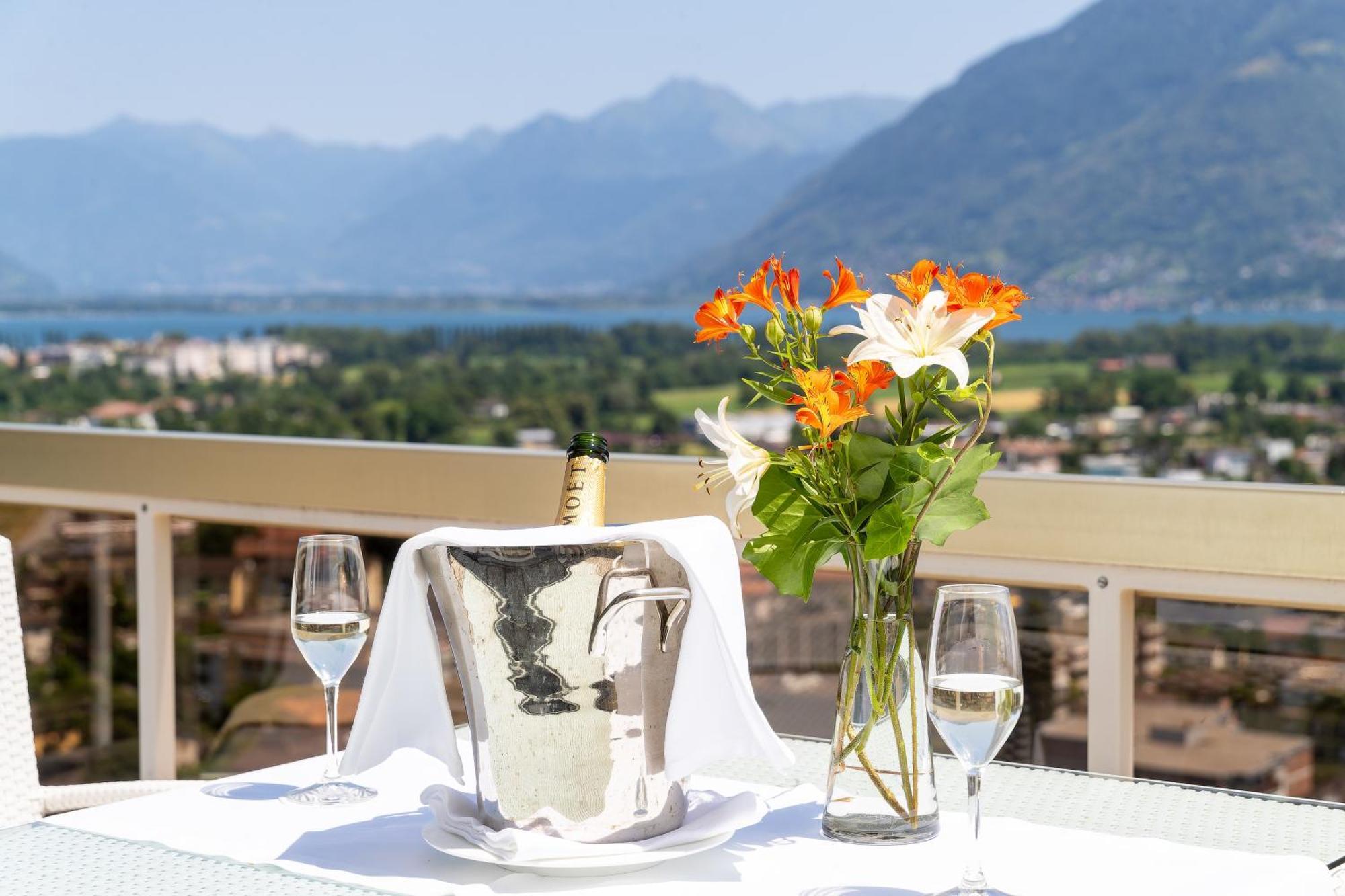 Hotel Ascona Bagian luar foto