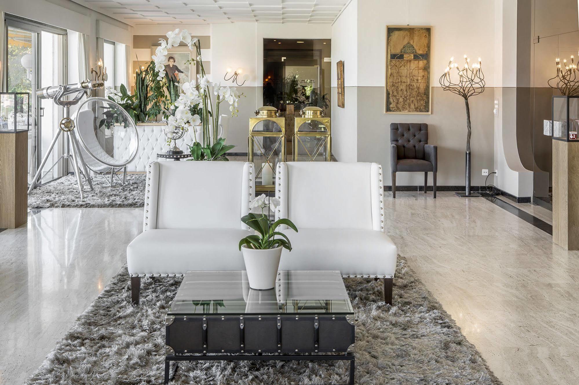 Hotel Ascona Bagian luar foto